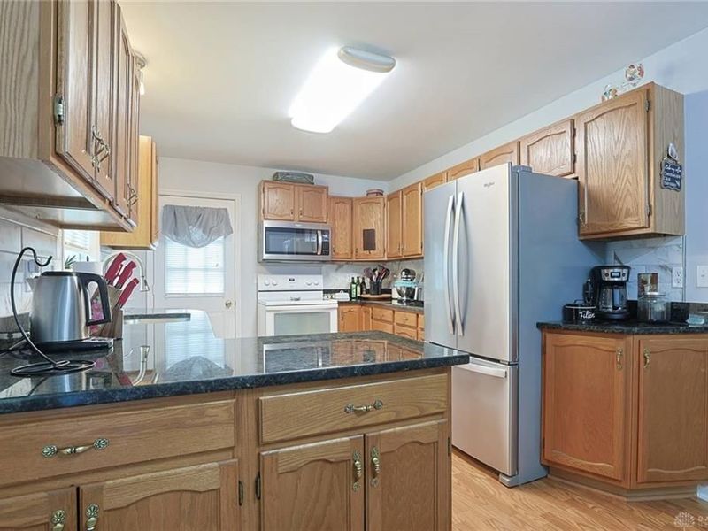 102 Appian Way, Wilmington, OH 45177 Photo 10