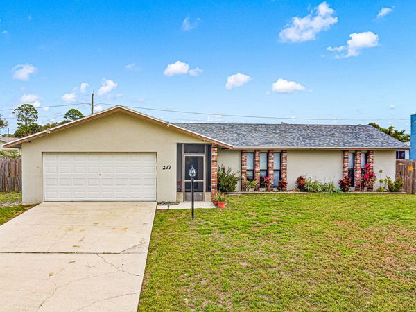 297 Harvey Avenue NE , Palm Bay, FL 32907