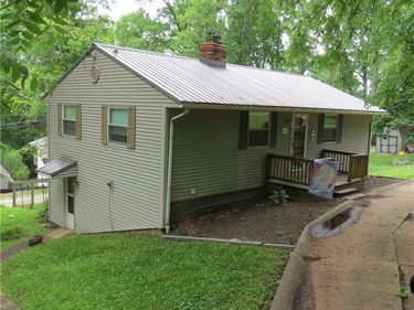 6447 Darlington Street SW, Carrollton, OH 44615