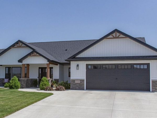 2006 Eastland Crossing, Angola, IN 46703