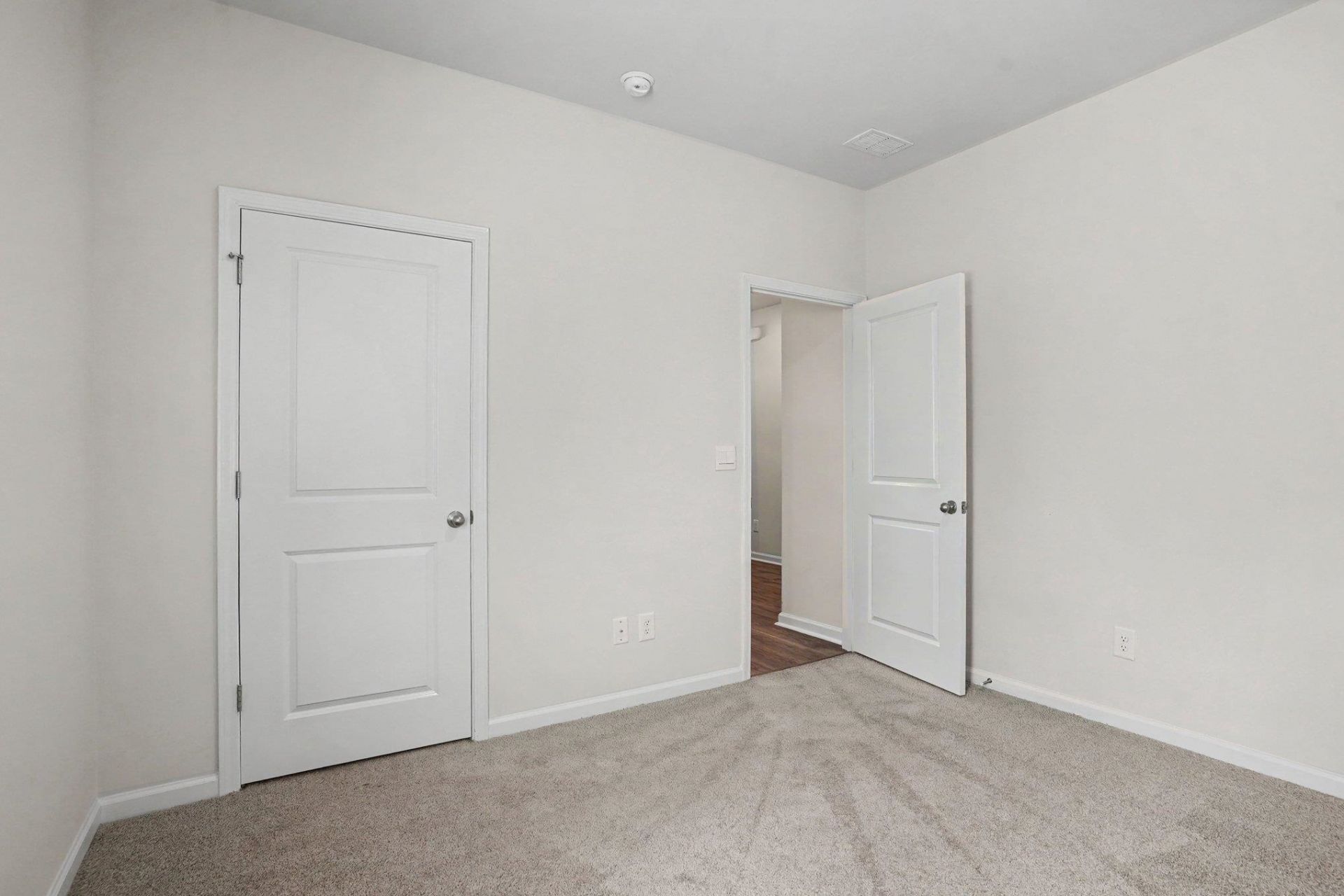 5032 Appleridge Dr.  Photo 25