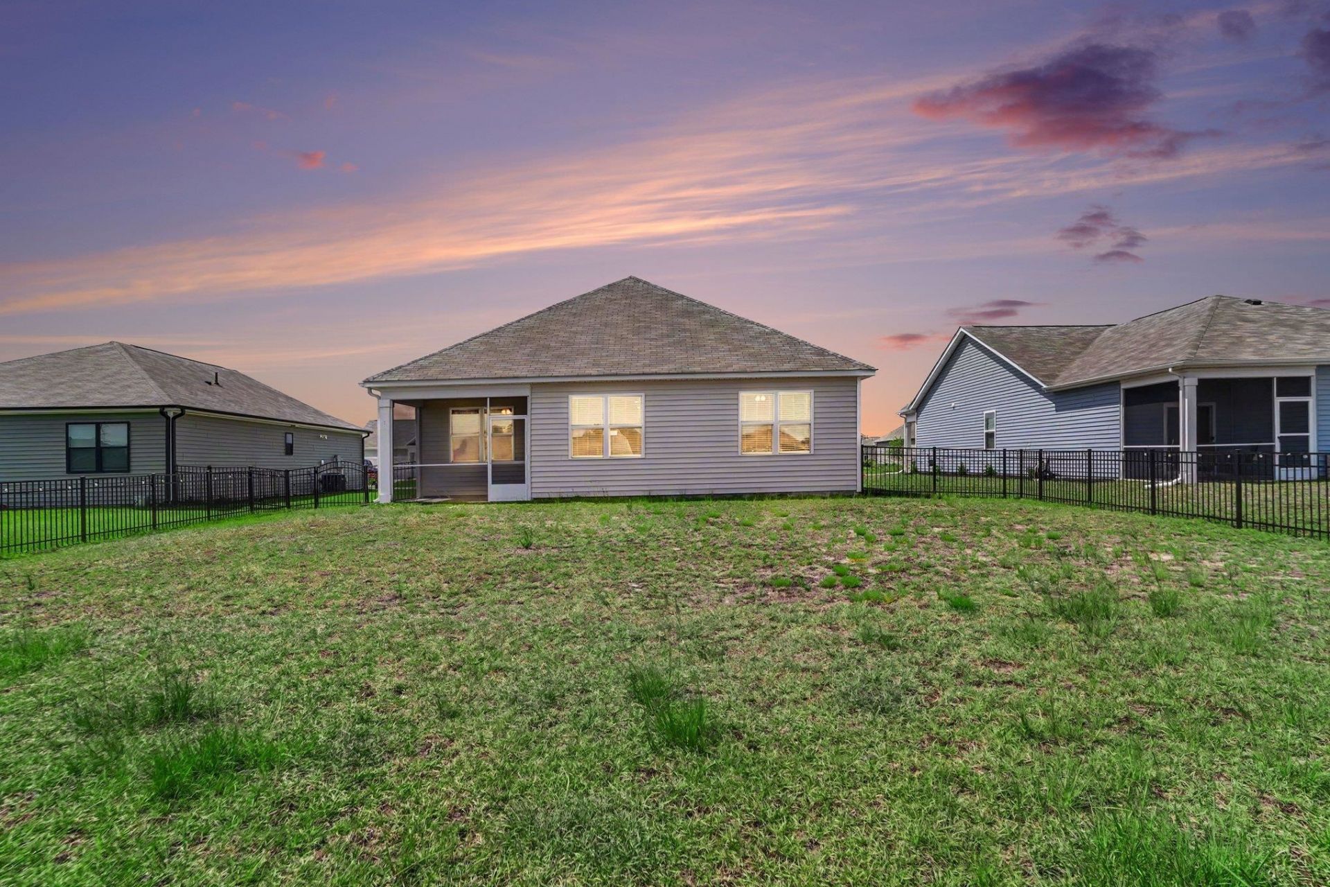 5032 Appleridge Dr.  Photo 34