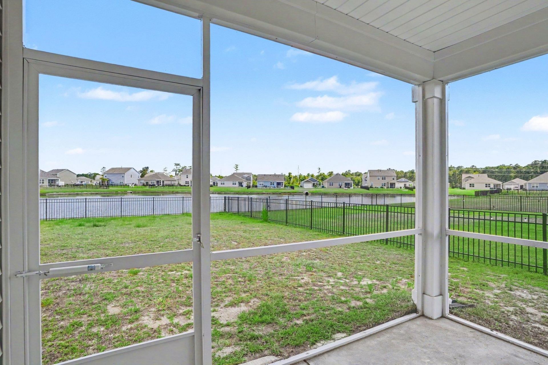 5032 Appleridge Dr.  Photo 4