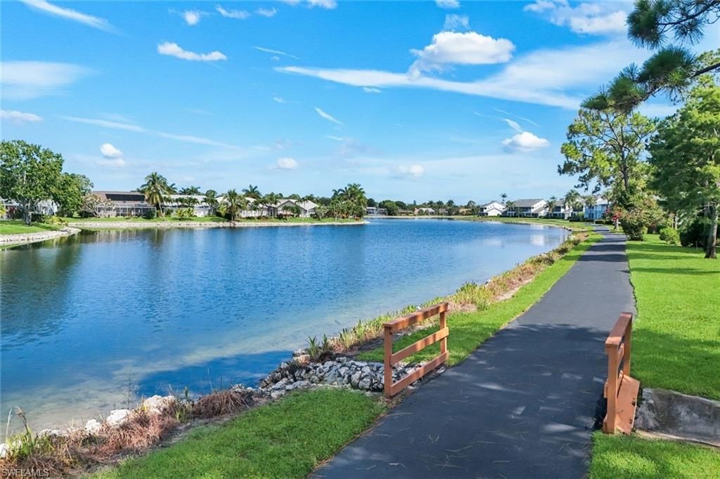 810 New Waterford Dr , Unit 203, Naples, FL 34104 Photo