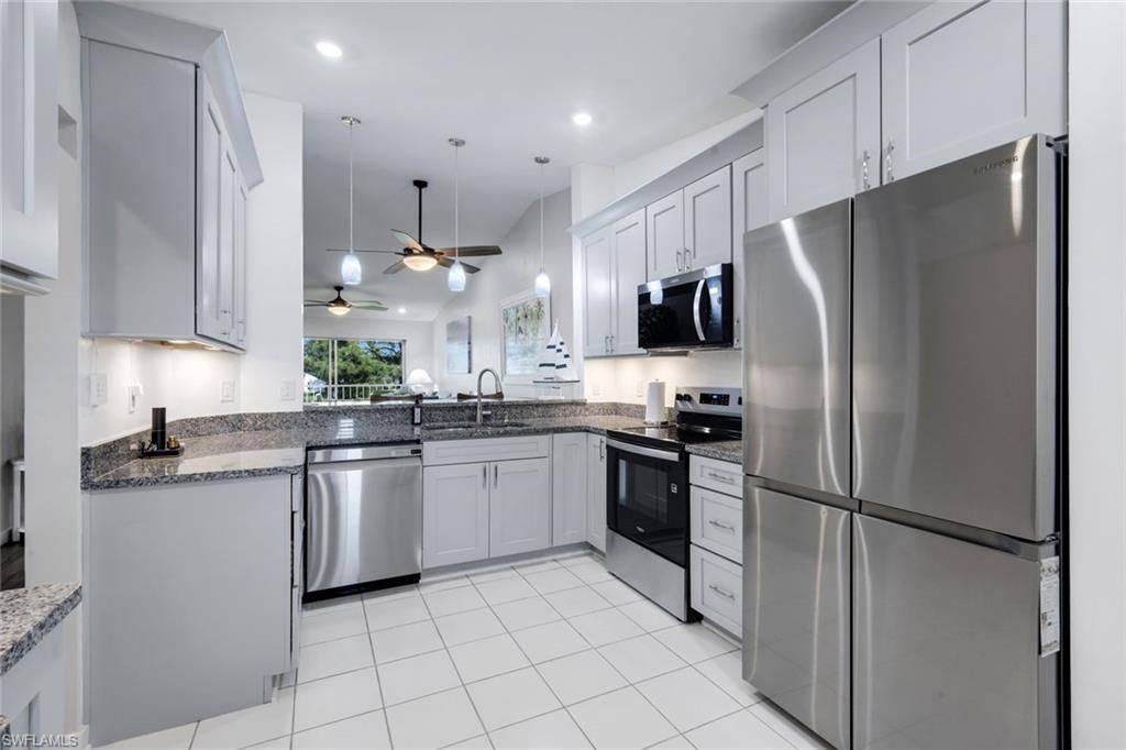 810 New Waterford Dr , Unit 203, Naples, FL 34104 Photo