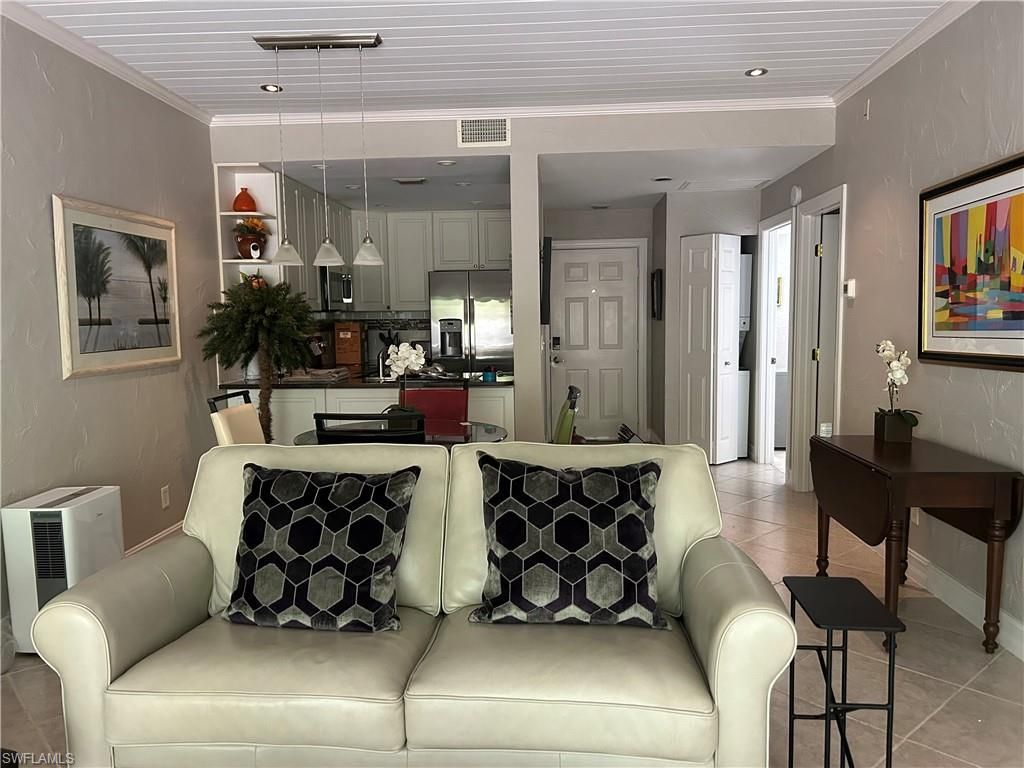 3321 Olympic Dr, Unit 625, Naples, FL 34105 Photo
