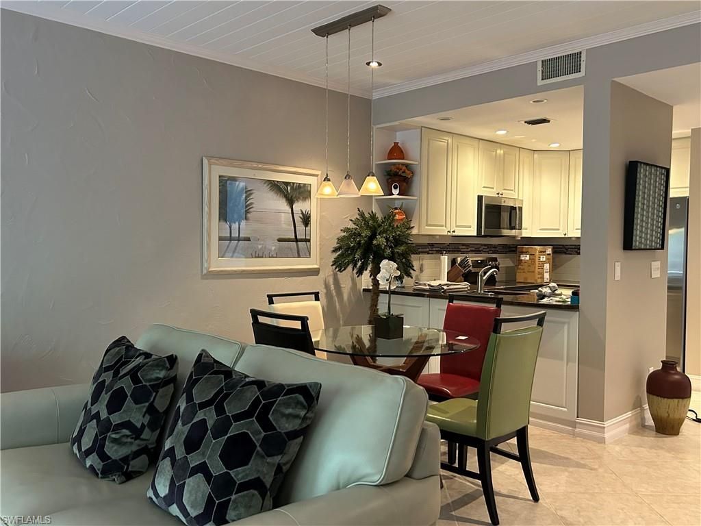 3321 Olympic Dr, Unit 625, Naples, FL 34105 Photo