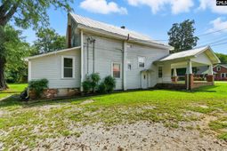 208 N Main  photo 4
