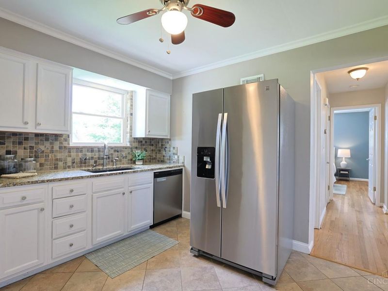 4564 Ellman Avenue, Blue Ash, OH 45242 Photo 15