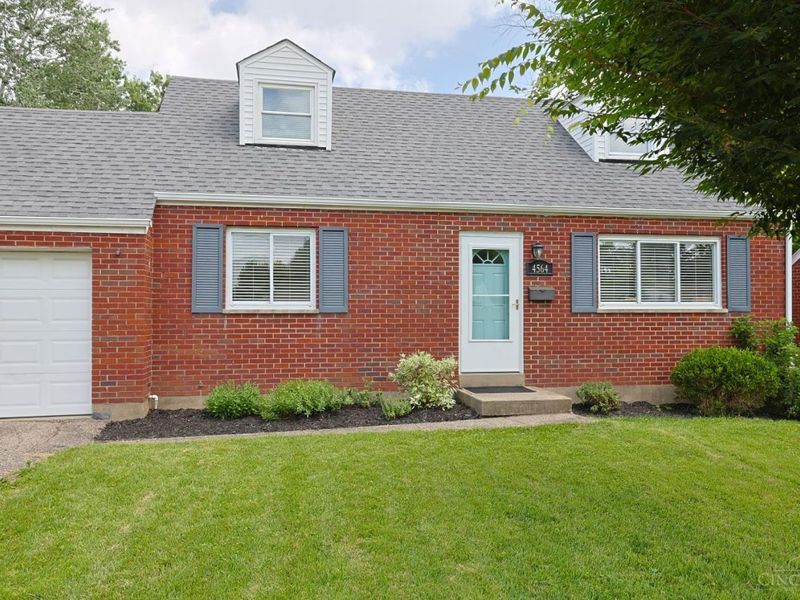 4564 Ellman Avenue, Blue Ash, OH 45242 Photo 3