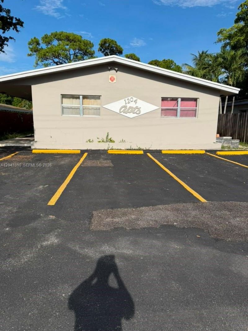 1204 NE 5th Ave, Unit 3, Fort Lauderdale, FL 33304 Photo