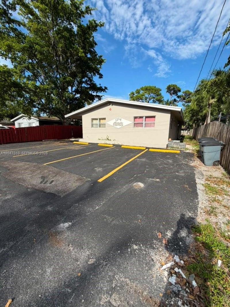 1204 NE 5th Ave, Unit 3, Fort Lauderdale, FL 33304 Photo