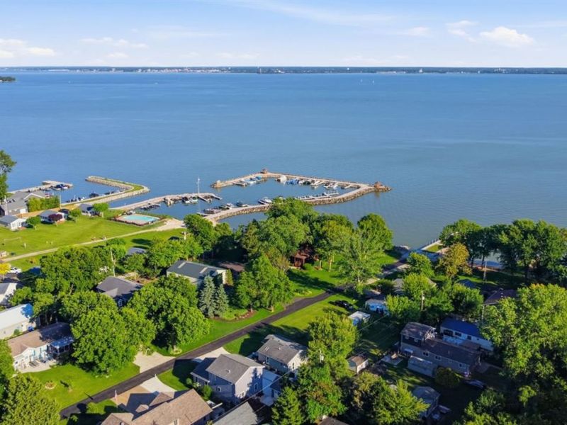 2549 S Knob Hill Road, Marblehead, OH 43440 Photo 34