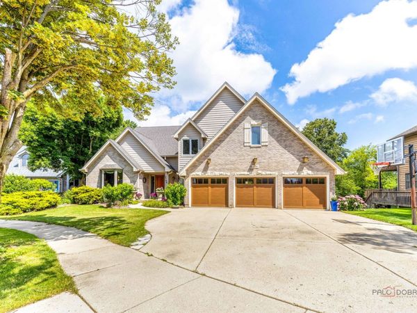 2768 Glendower Terrace , Elgin, IL 60124