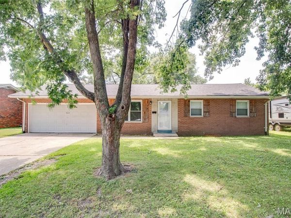 2604 Angela Drive , Granite City, IL 62040