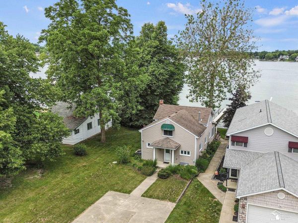 736 Lakeview Drive, Clarklake, MI 49234