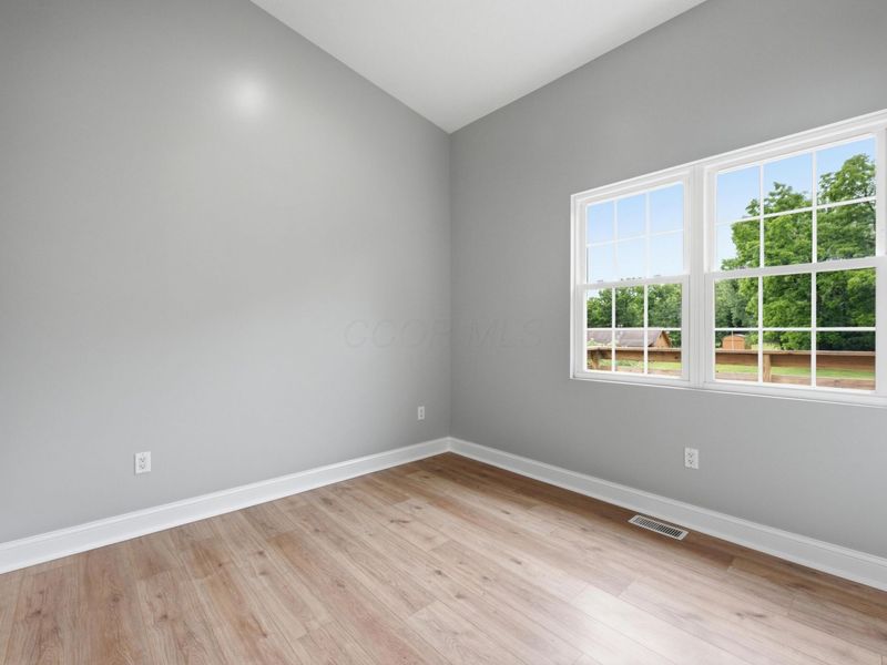 196 N Ridge Heights Drive , Howard, OH 43028 Photo 6