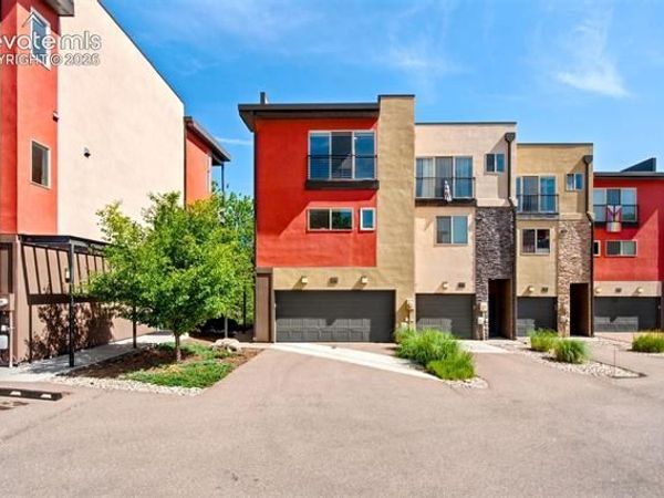 58 Cheyenne Boulevard, Colorado Springs, CO 80905