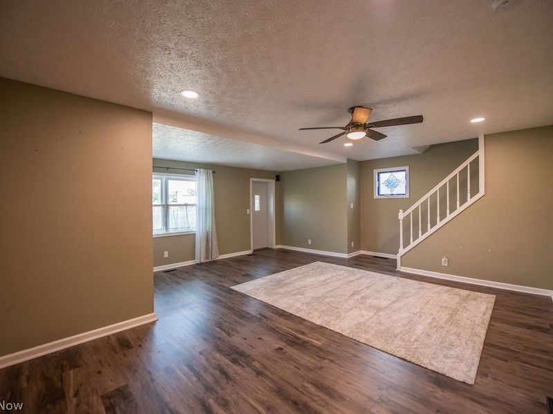 1135 Eastport Avenue, Uhrichsville, OH 44683 Photo 14