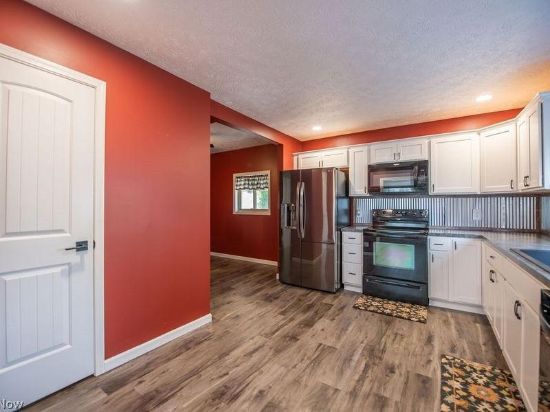1135 Eastport Avenue, Uhrichsville, OH 44683 Photo 19