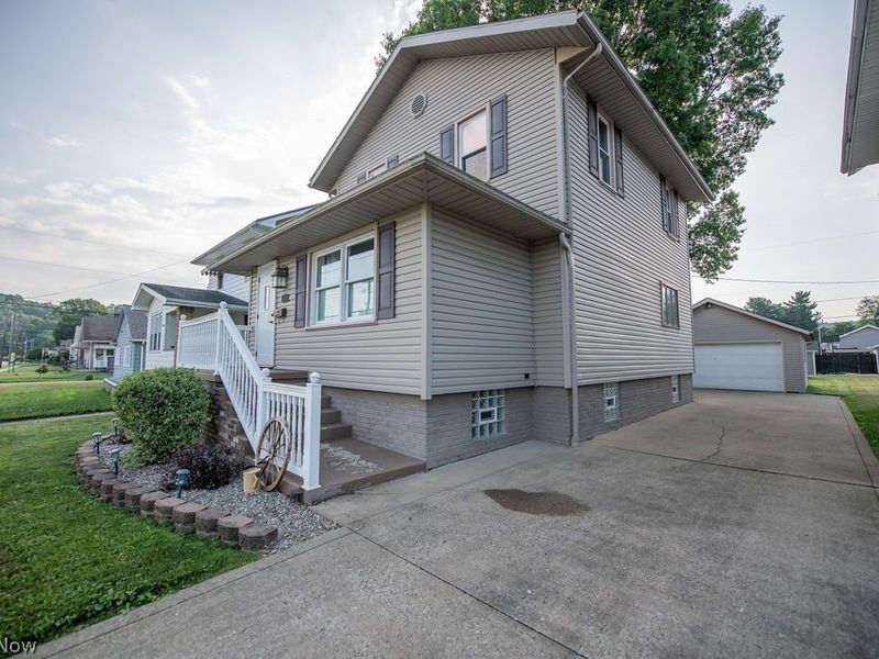 1135 Eastport Avenue, Uhrichsville, OH 44683 Photo 4