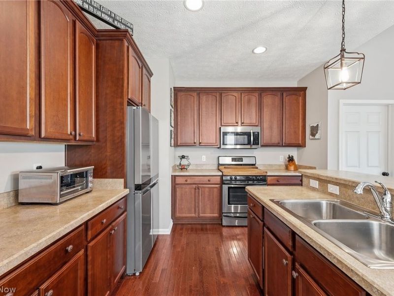 8329 Beaumont Drive, Mentor, OH 44060 Photo 23
