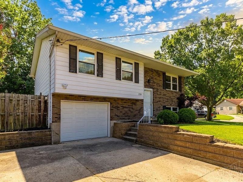 226 Goodrich Lane, Cincinnati, OH 45233 Photo 57