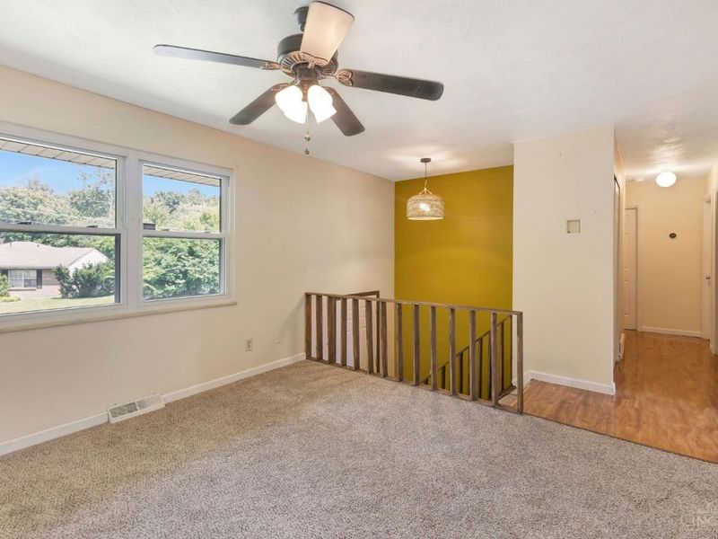 226 Goodrich Lane, Cincinnati, OH 45233 Photo 7