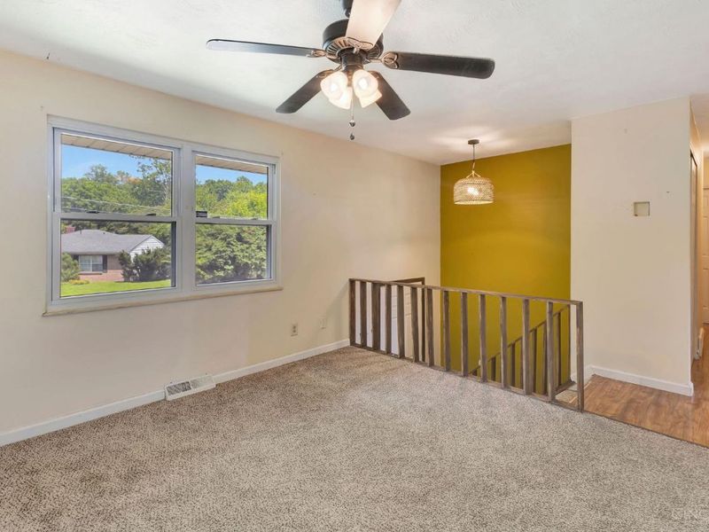 226 Goodrich Lane, Cincinnati, OH 45233 Photo 8