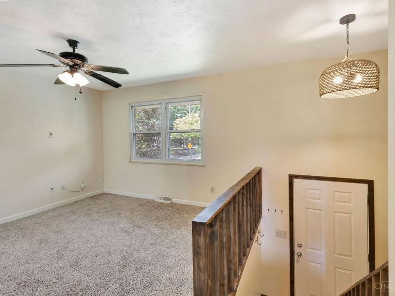 226 Goodrich Lane, Cincinnati, OH 45233 Photo 9