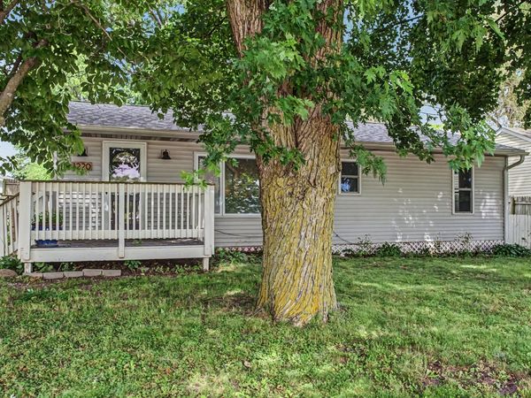 1220 15th Street, Nevada, IA 50201