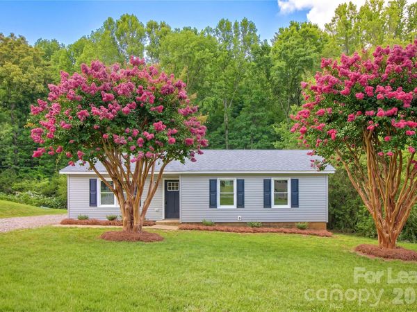 1016 Sharon Drive , Waxhaw, NC 28173