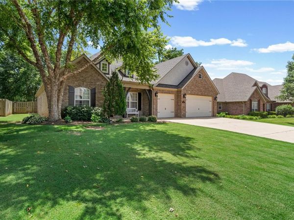 1510 Whippoorwill Lane , Bentonville, AR 72713