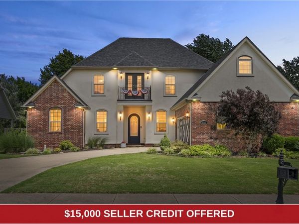 207 N Angel Falls Lane, Springdale, AR 72762