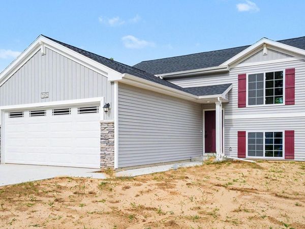 71372 Embassy Road, Edwardsburg, MI 49112