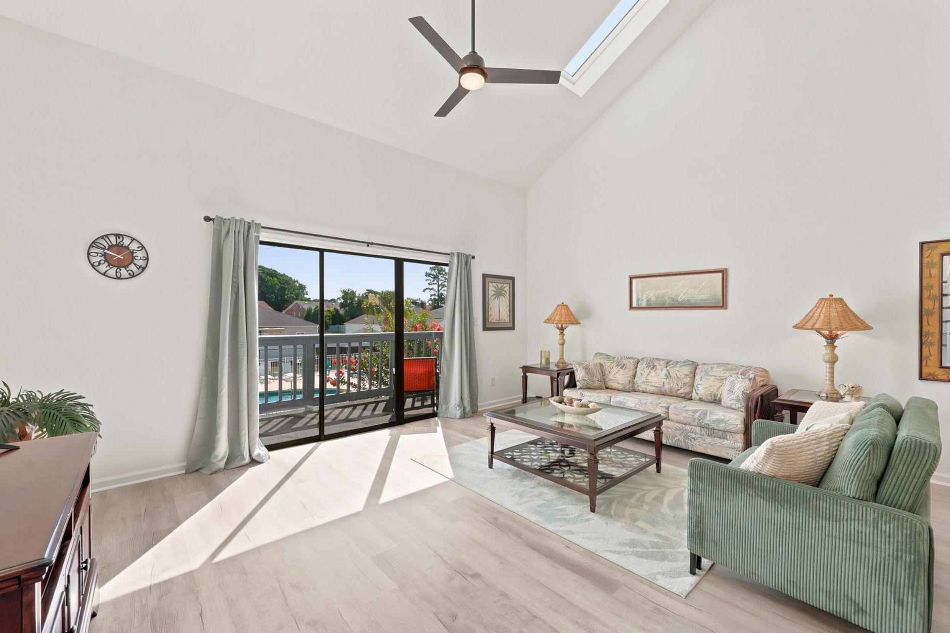 1890 Colony Dr.  Photo 16