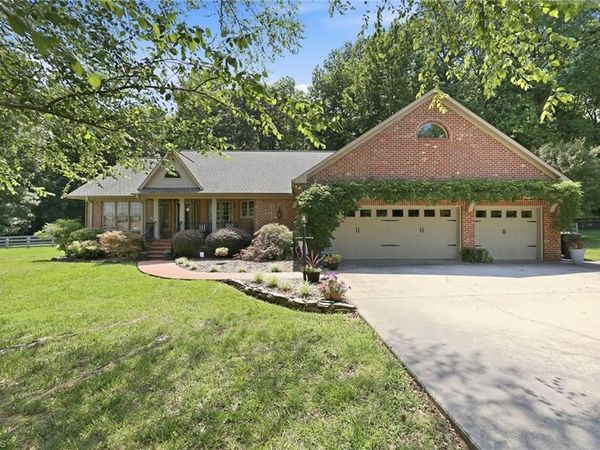 2618 Marion Court, Burlington, NC 27215