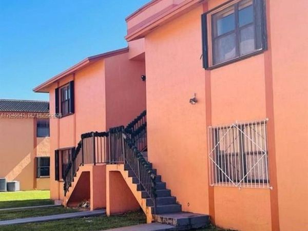 6395 W 27th Ct , Unit 201-7, Hialeah, FL 33016
