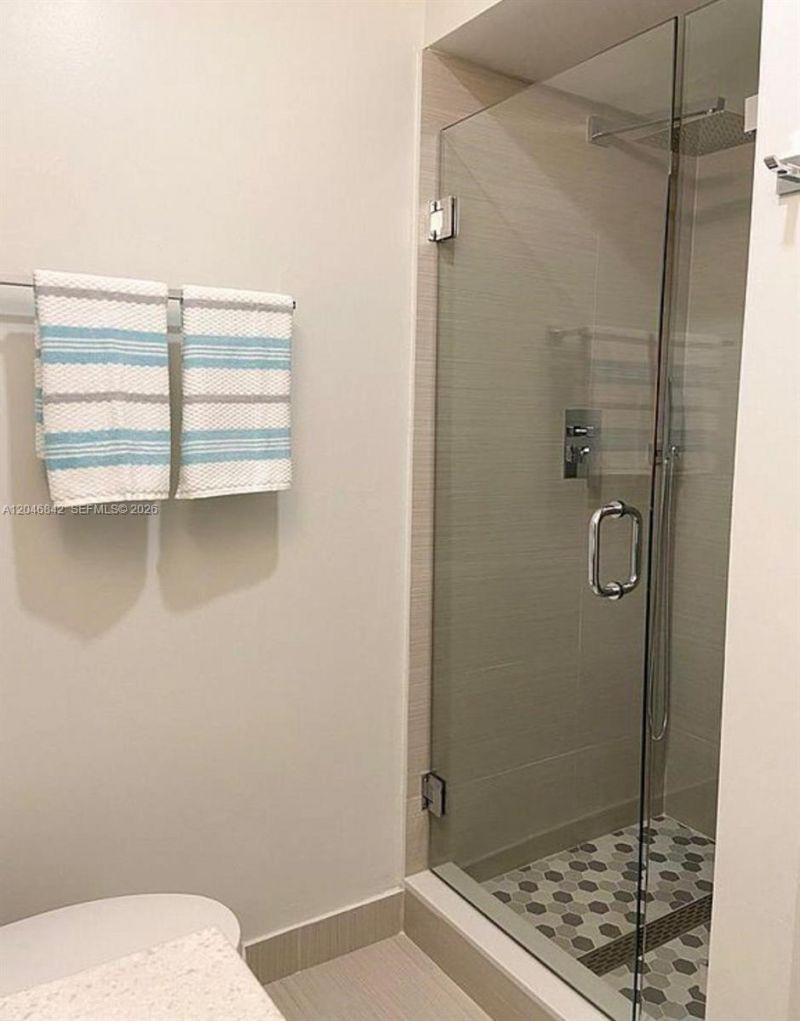 6395 W 27th Ct , Unit 201-7, Hialeah, FL 33016 Photo