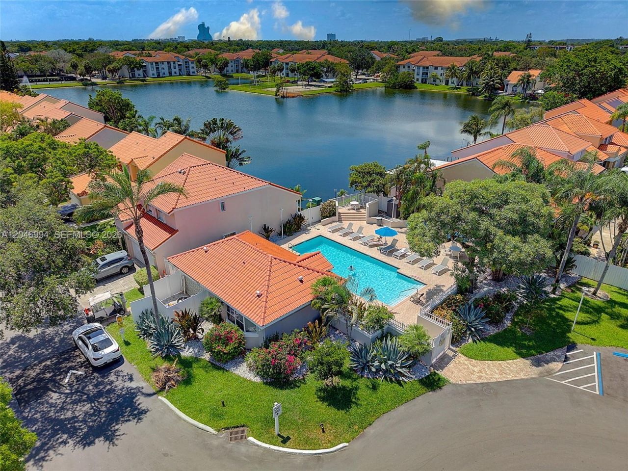 3715 Valais Dr, Hollywood, FL 33021 Photo