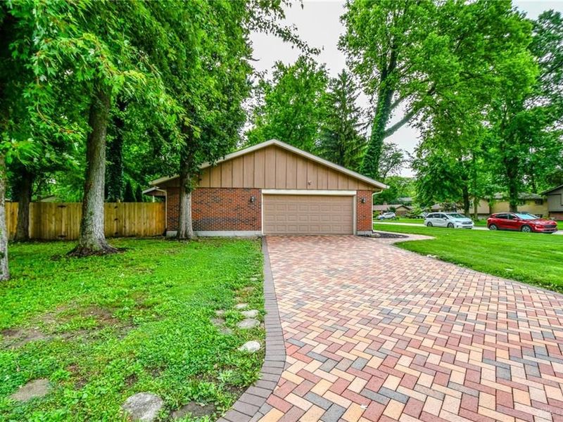 2425 Westlawn Drive, Kettering, OH 45440 Photo 4