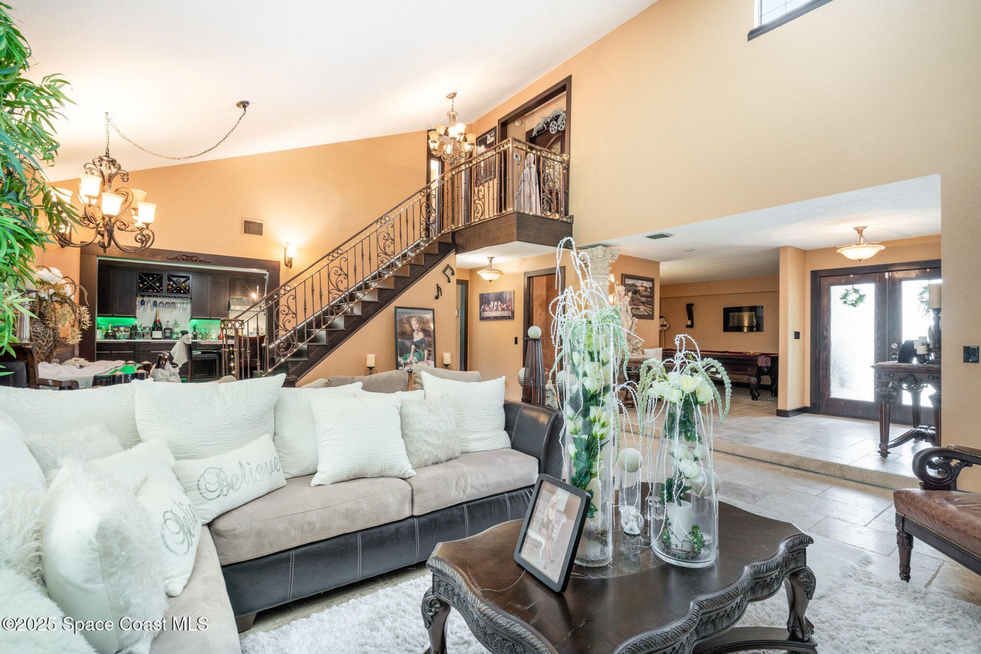 562 Lake Ashley Circle , Melbourne, FL 32904 Photo