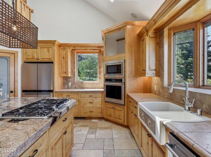 281 Sierra Country Circle, Gardnerville, NV 89460 Photo