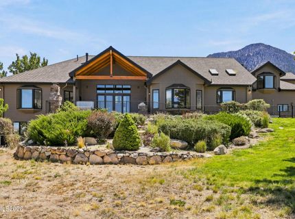 281 Sierra Country Circle, Gardnerville, NV 89460 Photo