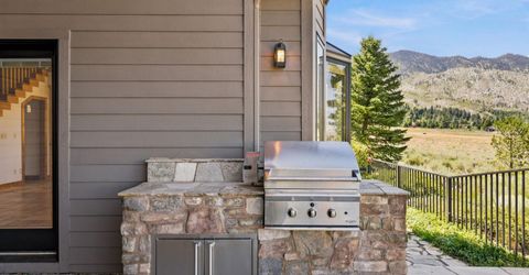 281 Sierra Country Circle, Gardnerville, NV 89460 Photo