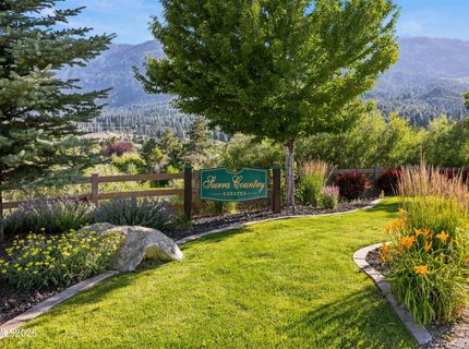 281 Sierra Country Circle, Gardnerville, NV 89460 Photo