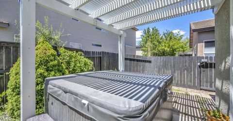 1690 Emerald Bay Drive, Reno, NV 89521 Photo