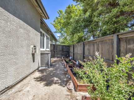 1690 Emerald Bay Drive, Reno, NV 89521 Photo