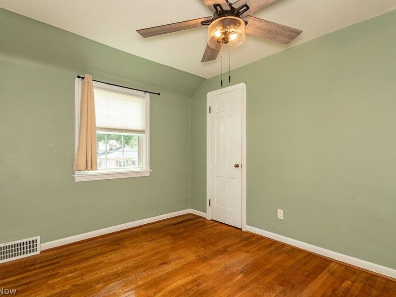 6106 Bradley Avenue, Parma, OH 44129 Photo 17