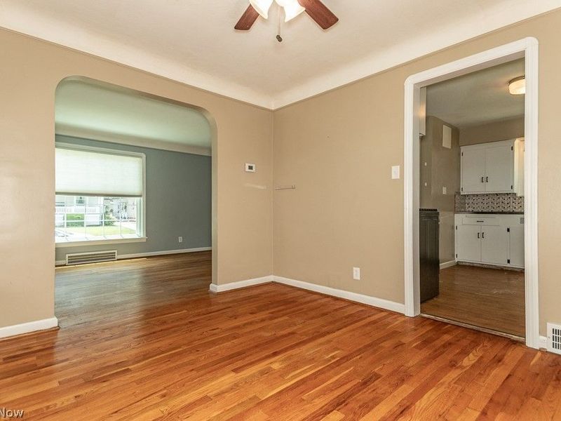 6106 Bradley Avenue, Parma, OH 44129 Photo 8